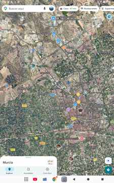 Vista de la ciudad de Murcia con la red de autovías (A-7, A-30/MU-30) y los distritos del norte